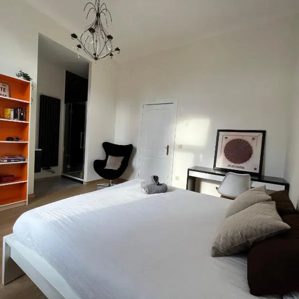 Lily Flower - B&B, hotel in Kapelle-op-den-Bos