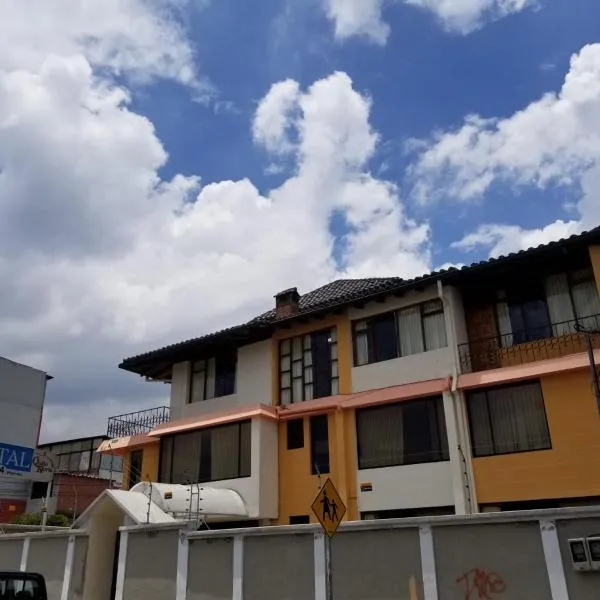 HOSTAL EL CONFORT QUITO NORTE, готель у місті Nono