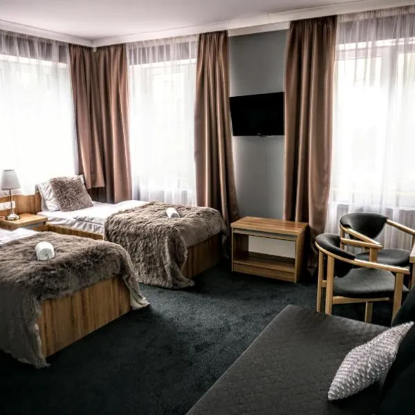 Aviator Hotel Restauracja & SPA, hotel v destinaci Pabianice