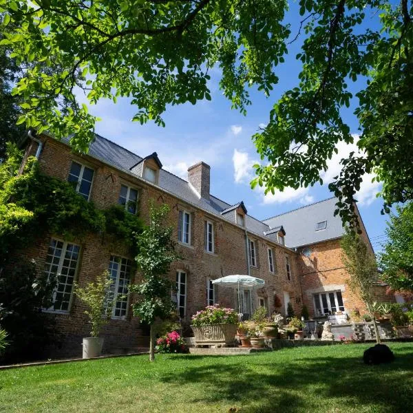 Au Chantecler, hotel in Flavigny-le-Grand-et-Beaurain