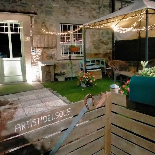 Casa Artisti del Sole, hotel v destinaci Paratico