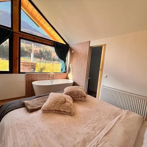 View Piatra Craiului, hotel v destinaci Zărneşti