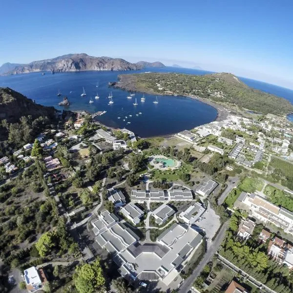 Mari del Sud Resort, hotel v destinaci Vulcano