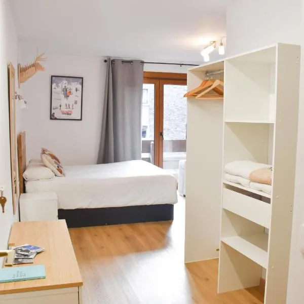 NEU II - Nuevo! Céntrico estudio en Pas de la Casa HUT2-8055, hótel í Pas de la Casa