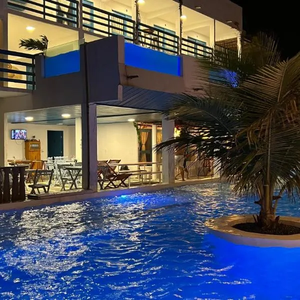 Pousada La Grécia, hotel u gradu Kamosim