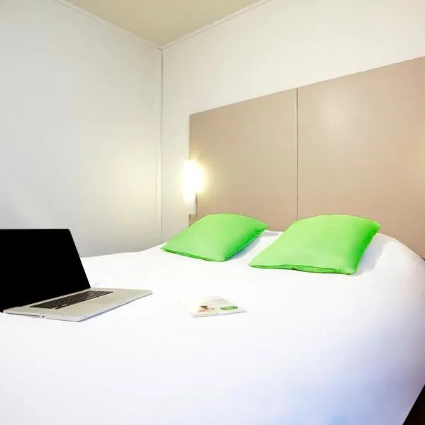 Campanile Paris Ouest - Nanterre - La Défense – hotel w mieście Nanterre
