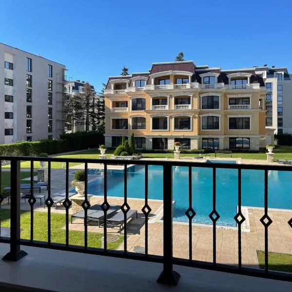 Апартамент Старецът и морето, hotel en Saints Constantine and Helena