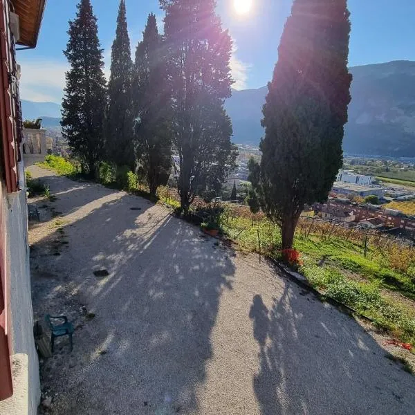 Maso kreuzberg- Monolocale 3- vista montagne, hotel v destinaci Trento