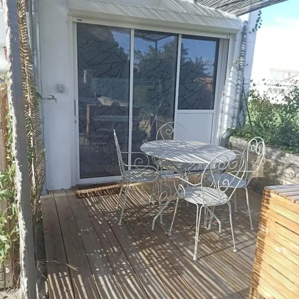 Appartement très agréable proche tous commerces, hotel v destinácii Meschers-sur-Gironde