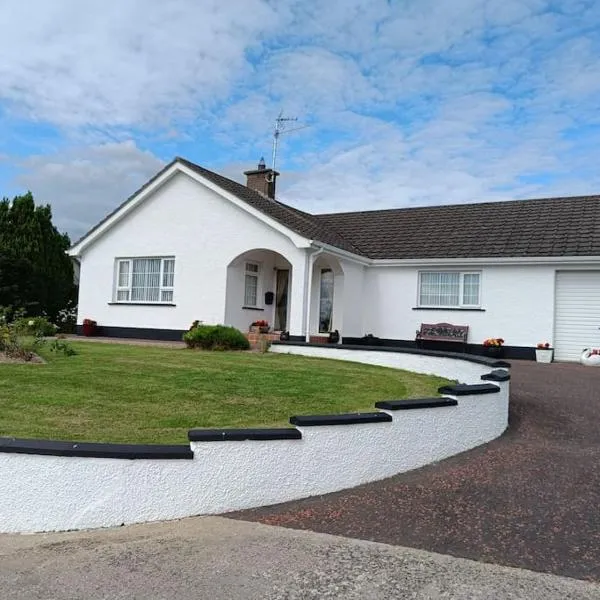Hillview House, hotel Bellaghyban