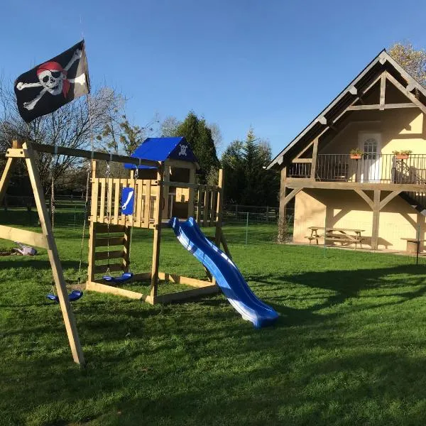 gîte de la scierie, hotel em Saint Gatien des Bois