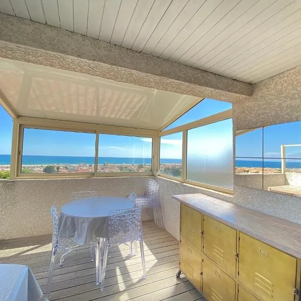 Magnifique maison vue sur la mer avec piscine commune à 800m de la plage, hotel in Fleury