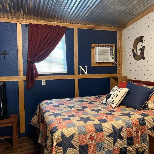 Acorn Hideaway Canton Frontier Suite The Star Observer, hotel a Wills Point