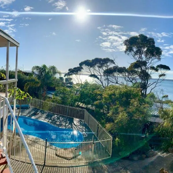 The River Suites, Kangaroo Island, hotel in Pelican Lagoon