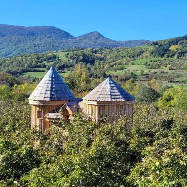 Roulottes au pied du Vercors, hôtel à Saint-Jean-en-Royans