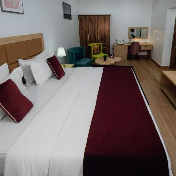 Quest Boutique Hotel, hotel a Gwarinpa