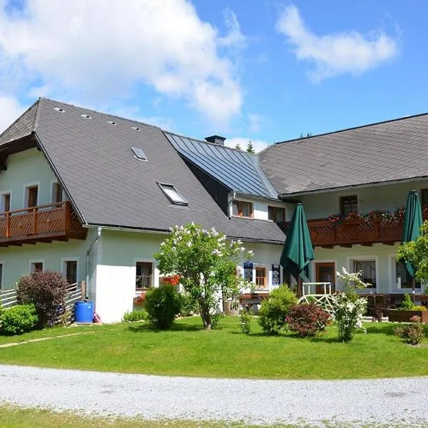 Pension Holzmeister, hotel v destinácii Sankt Kathrein am Offenegg