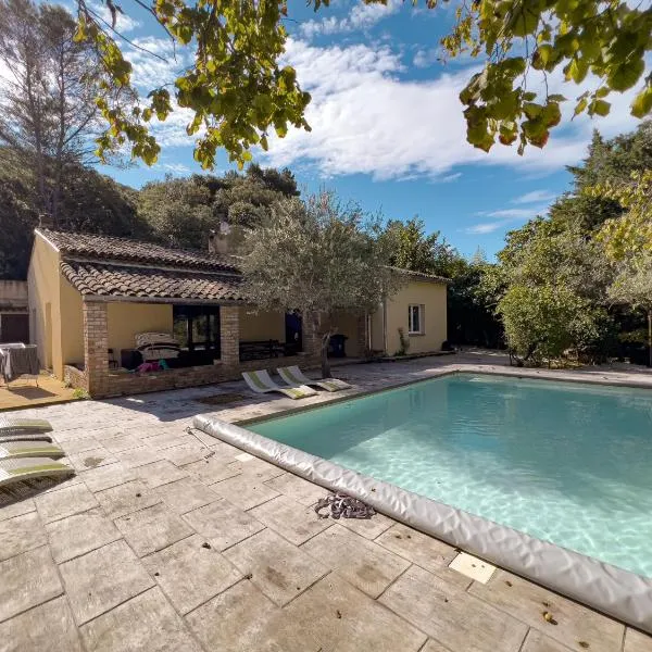 Demeure du Dragon 5 chambres Piscine- 10 lits - personnes, hotel in Saint Jean du Pin