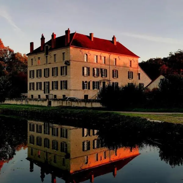 Le Moulin Neuf, hotel v destinaci Ancy-le-Franc