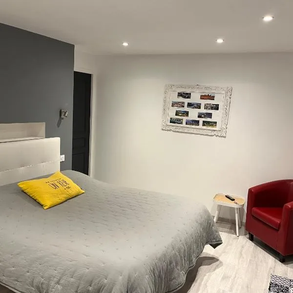 Loubat Christophe 335 Bd de Gandalou 12100 Millau, hotel v destinaci Millau