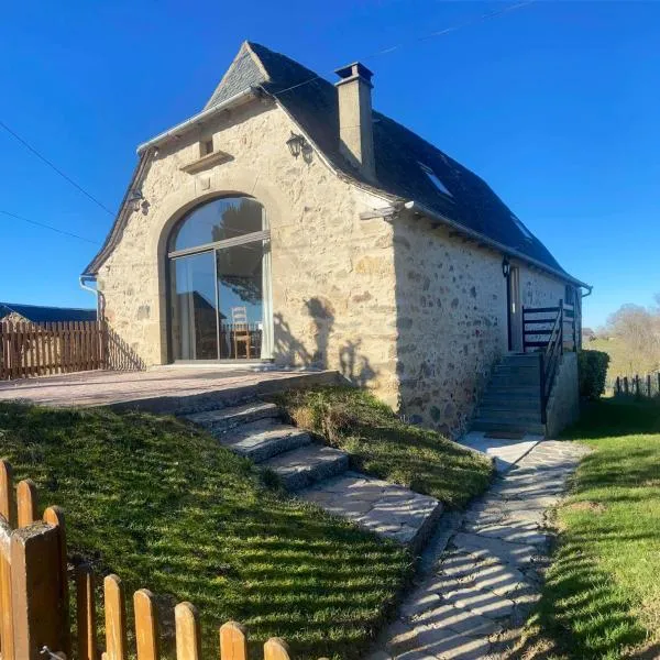 Maison de 3 chambres avec jardin clos et wifi a MalevilleB, hotel en Privezac