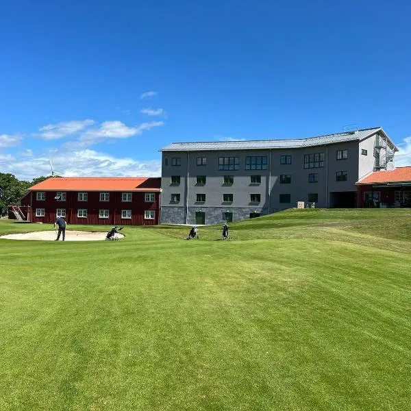 Ombergs Golf Resort, hotel in Borghamn