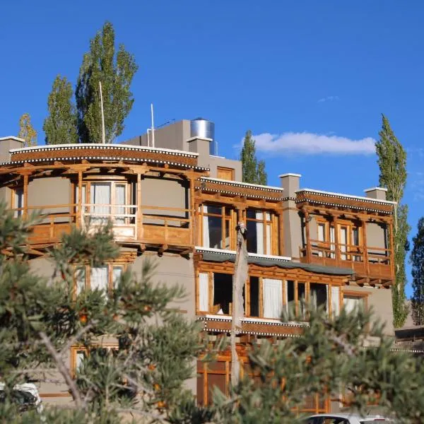 Dakpa House Ladakh, hotel v destinaci Ranbirpura
