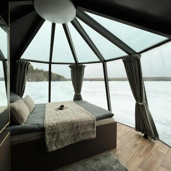 LakeLodge Kiehinen & Igloos, hotell i Tapio