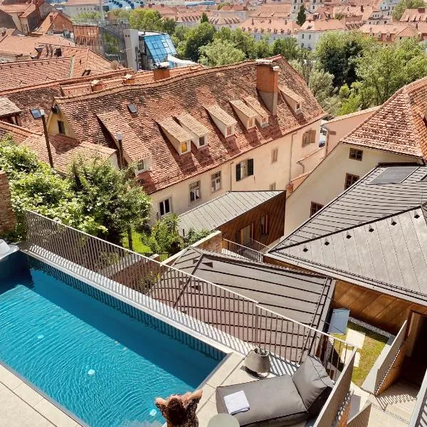 Kai 36 - Hotel zwischen Fels und Fluss, hotel ve uŠtýrském Hradci