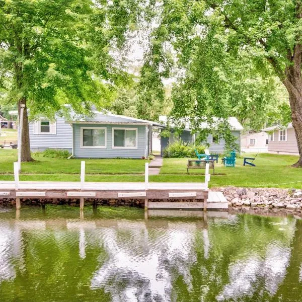 Boji Waterfront Retreat - Millers Bay Canals, Hotel in Okoboji