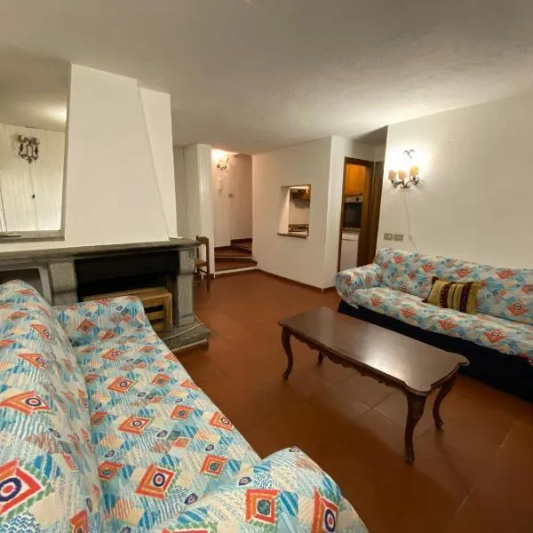Appartamento con 3 camere da letto in Centro Courmayeur, hotel v destinaci Courmayeur