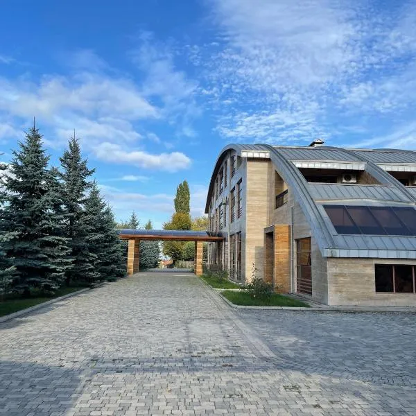 구사르에 위치한 호텔 Ladera Resort Qusar