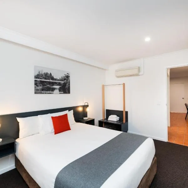 River Motel โรงแรมในควีนเบยัน