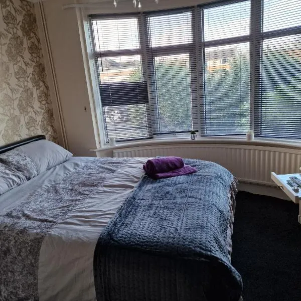 Shergold Rooms, hotel in Swindon