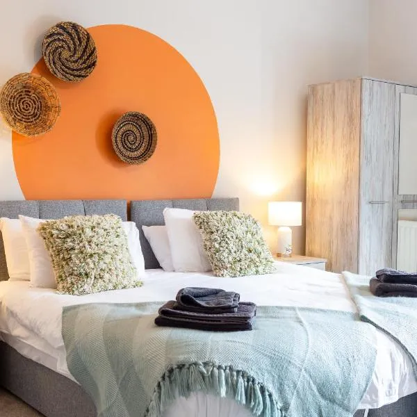 Logan House, Modern and Spacious Townhouse close to City Centre, hotel in Carlisle