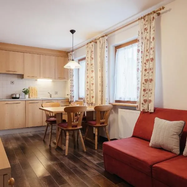 Ciasa Willy App Sas La Crusc, hotel v destinaci La Villa