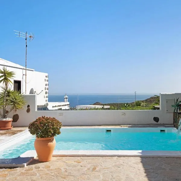 Casa Golondrina、テギセのホテル