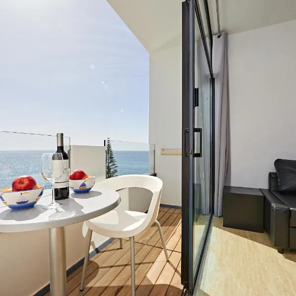 Ocean View Apartment, hotel di Mogán