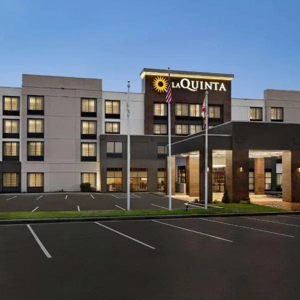 La Quinta by Wyndham Newark - Elkton, hotel di Elkton