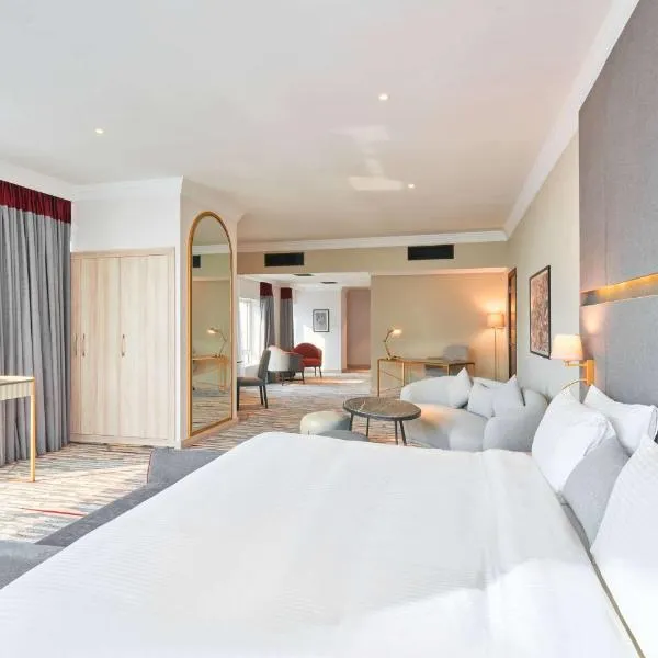 Ramada by Wyndham Doha Old Town, hotel v destinaci Doha