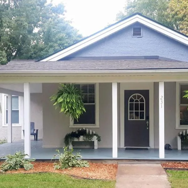 Cozy cottage near downtown Prescott, hotel in Prescott