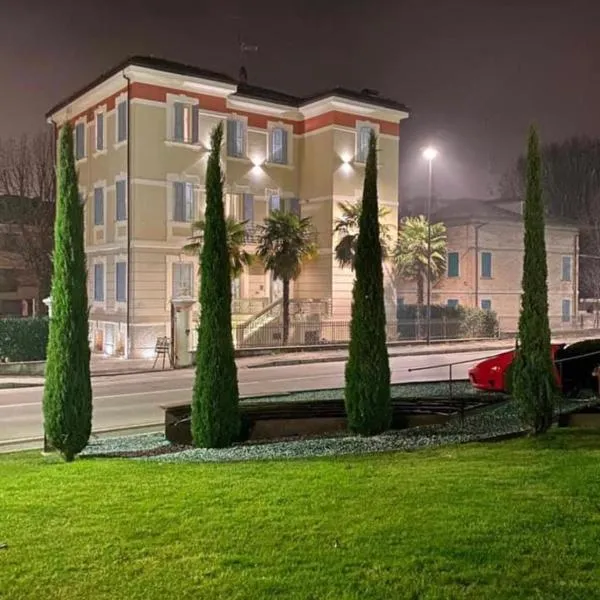 Hotel Villa Maranello, hotel en Solignano Nuovo