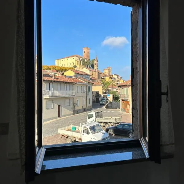Takàlcastel 2, hotel v destinaci Cisterna dʼAsti