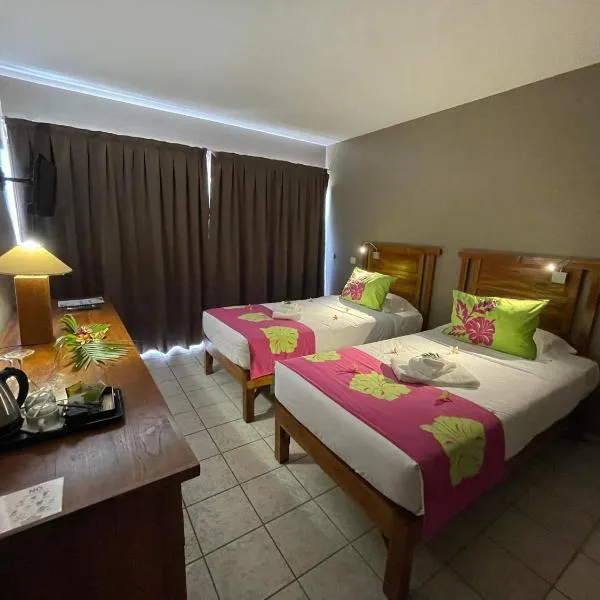 Tiki Hôtel - Hôtel d'application du Lycée de Tahiti, hotel v destinaci Punaauia