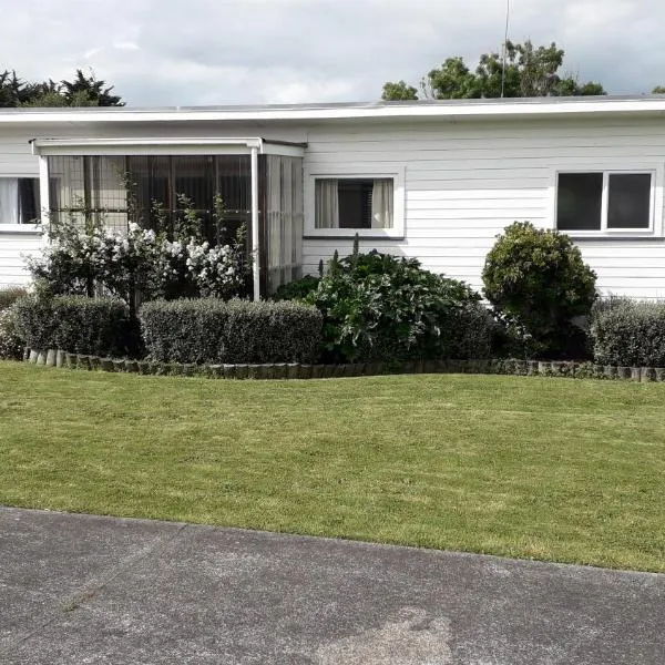 'The Quarters', hotel in Pahiatua