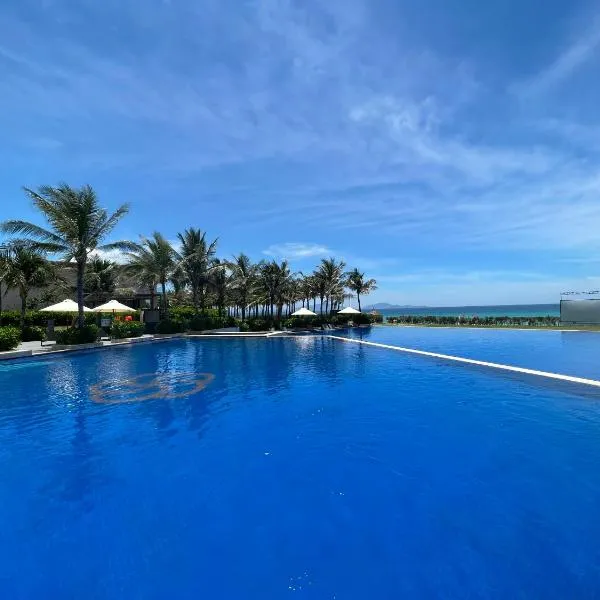 Biêt thự có hồ bơi riêng trong Wyndham Garden Cam Ranh, hotel in Cam Ranh