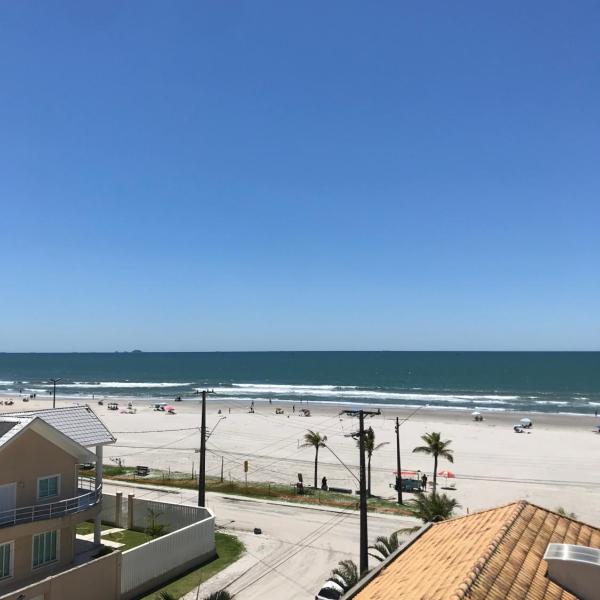 Lindo apartamento com vista para o mar