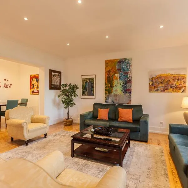 FLH Alameda Modern Art with Parking