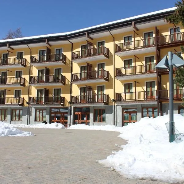 Hotel Casalpina Don Barra, hotel v destinaci Pragelato