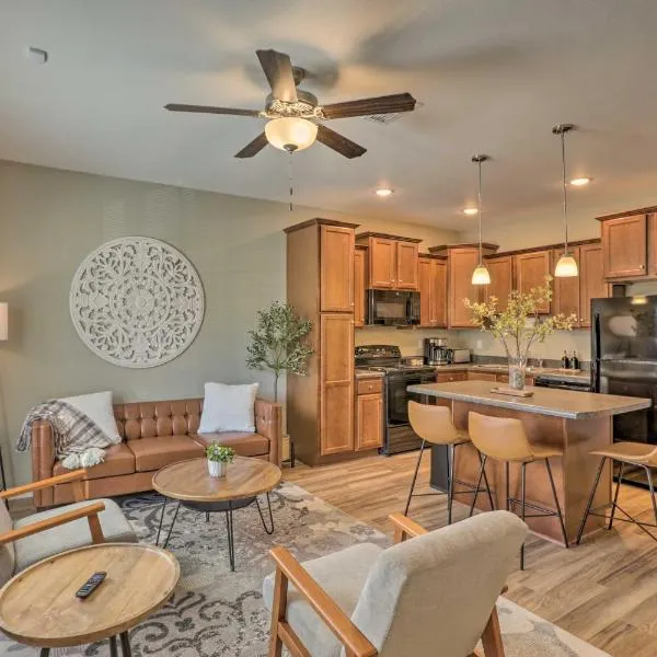 Airy Tallahassee Condo about 5 Mi to Downtown!, hotel in Tallahassee